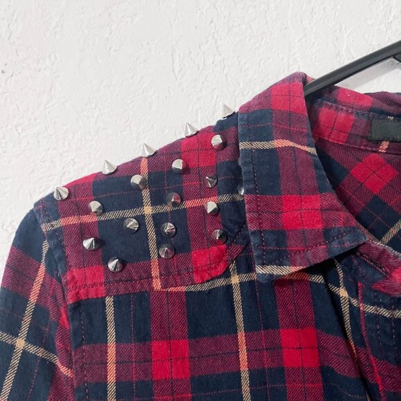 Forever 21 Plaid Spiked Shoulders Long Sleeve Button Up Shirt Size Small‎ - Picture 2 of 9